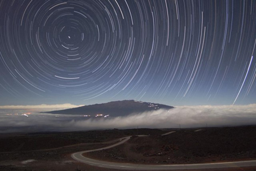 Timelapse captured Star Trails Over Mauna Kea